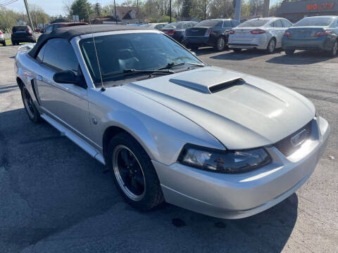 2004 Ford Mustang for sale at speedy auto sales in Indianapolis IN