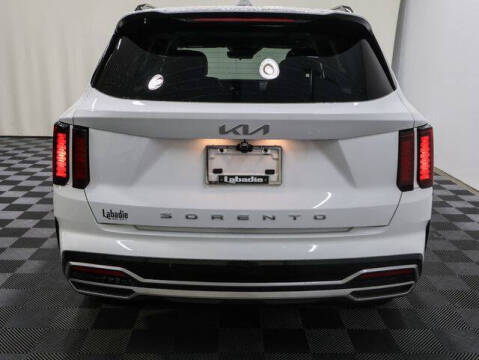 2022 Kia Sorento EX