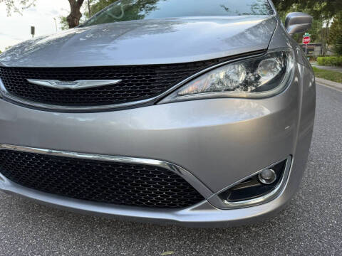 2018 Chrysler Pacifica Touring L