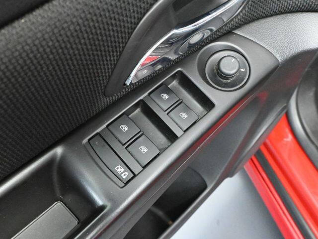 2013 Chevrolet Cruze 2LT Auto