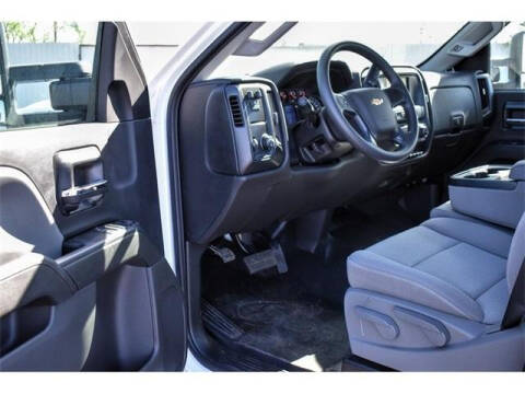 2020 Chevrolet Silverado Chassis Cab