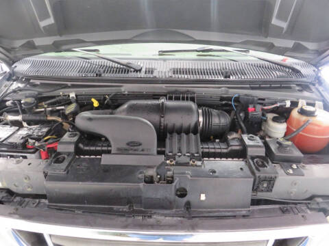 2005 Ford E-Series E-150 XL