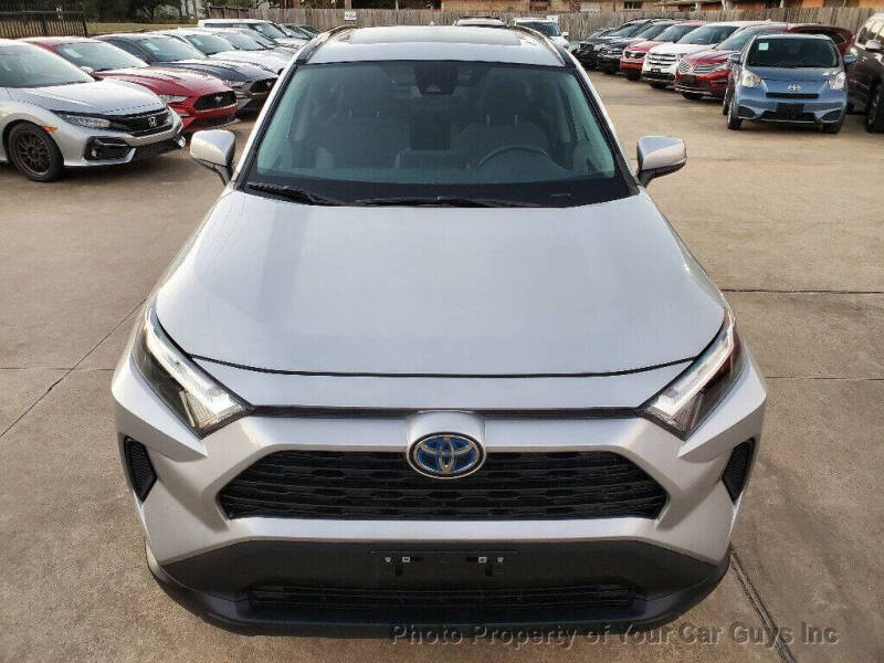 2022 Toyota RAV4 Hybrid XLE