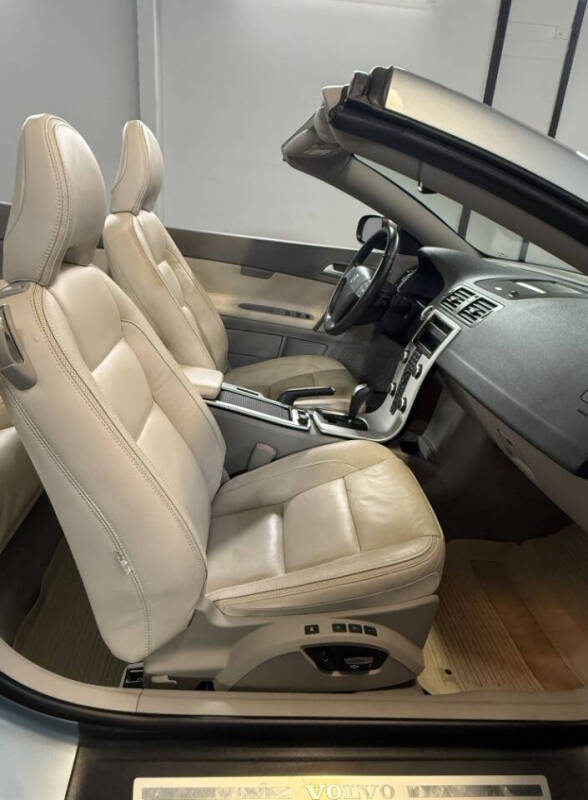 2013 Volvo C70 T5