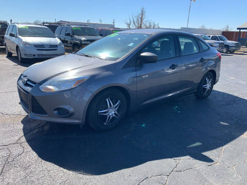 2013 Ford Focus for sale at AJOULY AUTO SALES in Moore OK