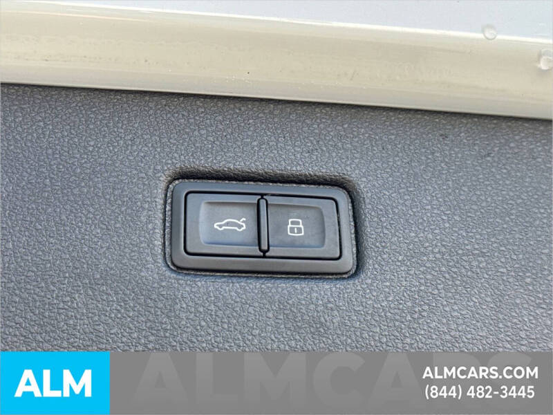 2024 Audi Q7 quattro Premium Plus 45 TFSI