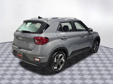 2022 Hyundai Venue SEL