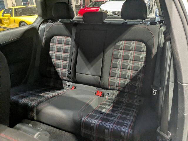 2016 Volkswagen Golf GTI S