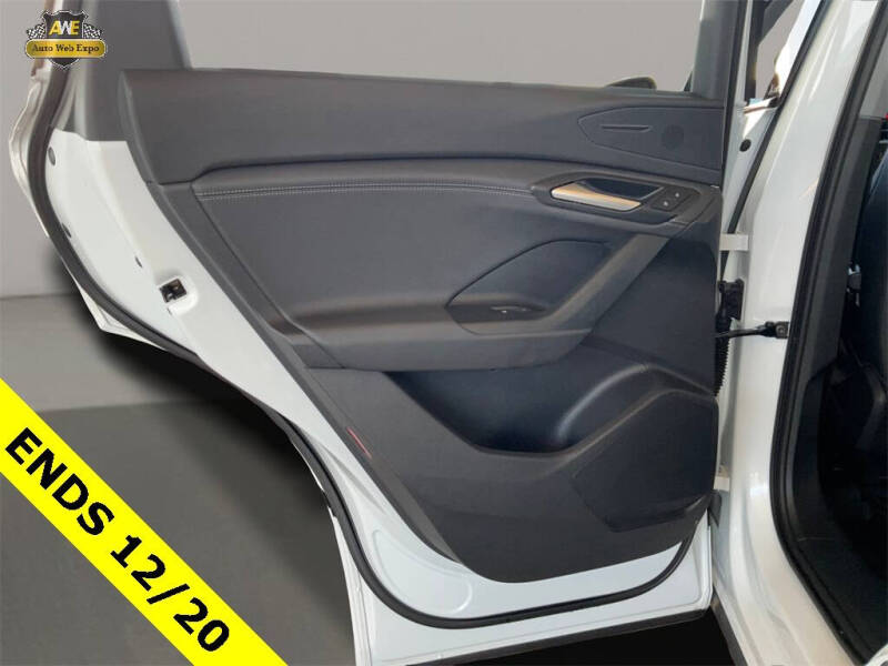 2025 Audi Q6 e-tron Premium