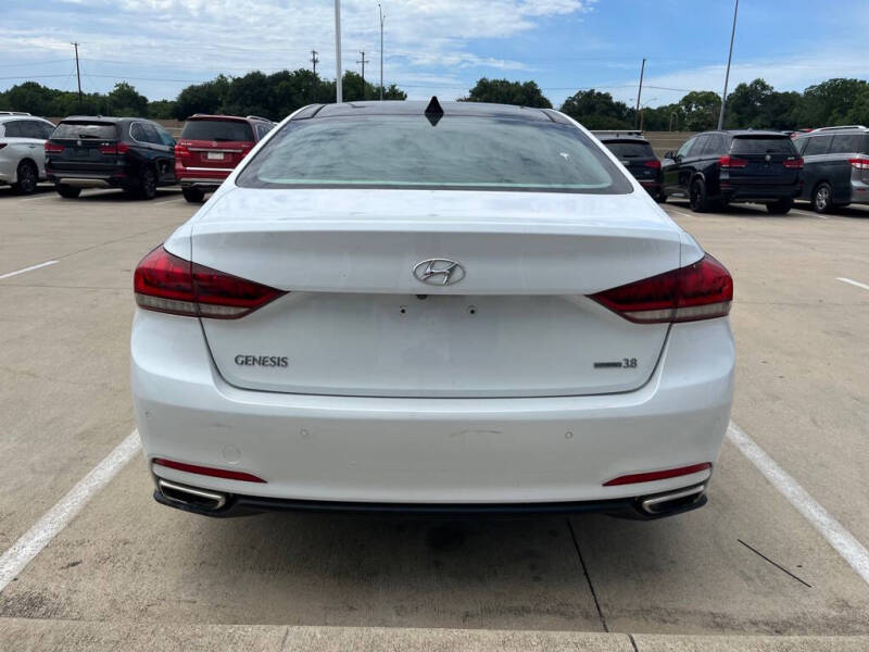 2015 Hyundai Genesis