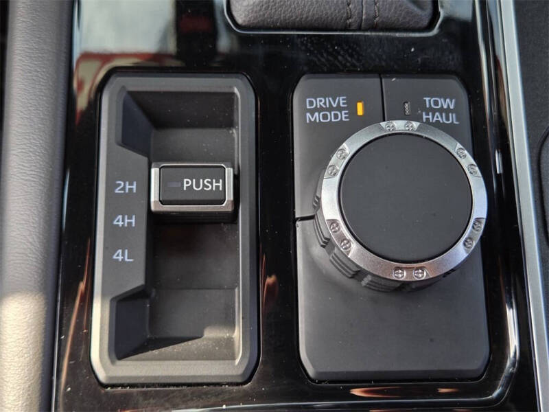 2024 Toyota Sequoia Capstone