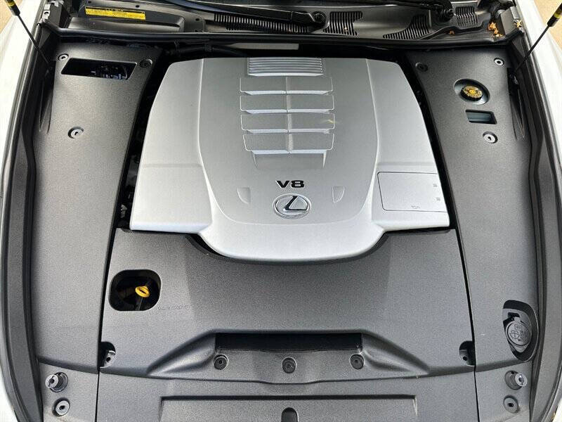 2012 Lexus LS Base photo 31