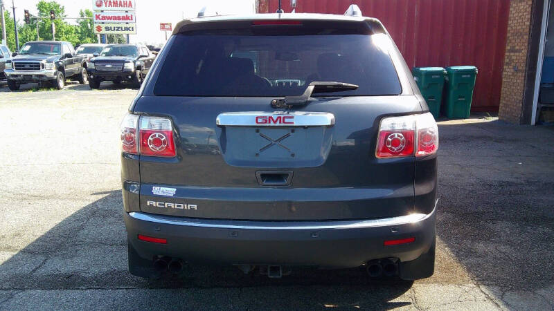 2011 GMC Acadia SLE