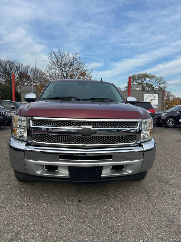 2013 Chevrolet Silverado 1500 LT photo 3