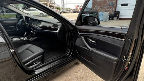 2013 BMW 5 Series 528i