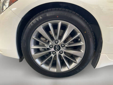 2022 Infiniti Q50 Luxe