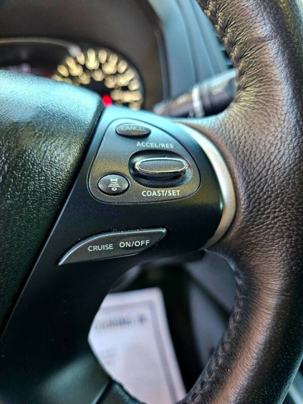 2018 Nissan Pathfinder Platinum