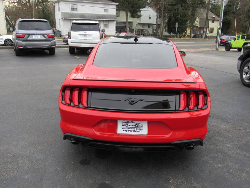 2020 Ford Mustang EcoBoost