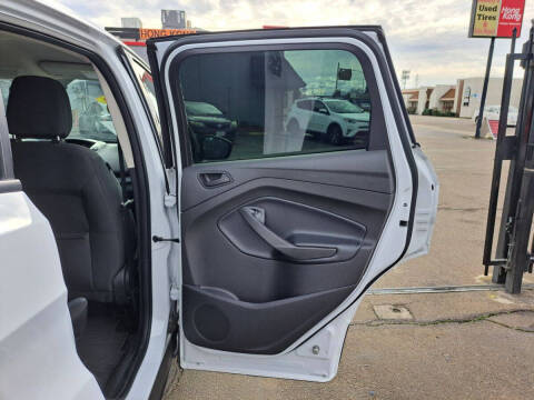 2019 Ford Escape S