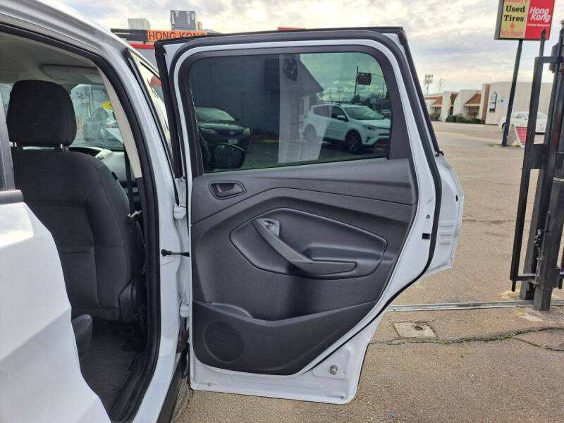 2019 Ford Escape S