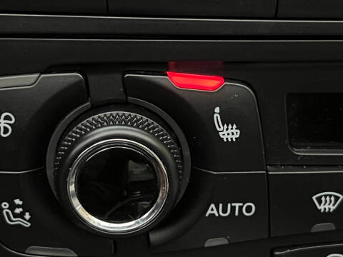 2010 Audi A5 2.0T quattro Premium Plus