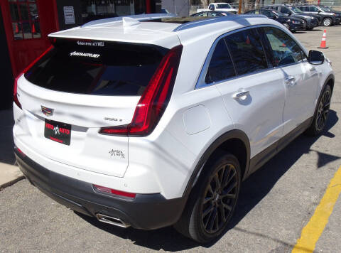 2023 Cadillac XT4 Luxury