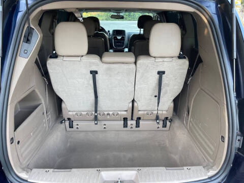 2016 Chrysler Town and Country Touring