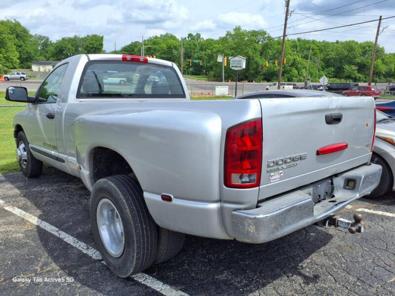 2004 Dodge Ram 3500 SLT