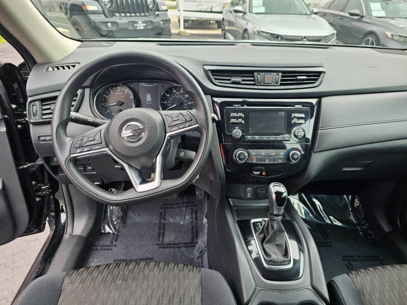2017 Nissan Rogue S