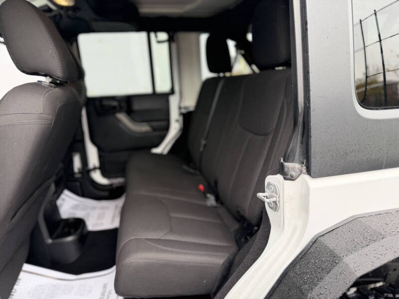 2016 Jeep Wrangler Unlimited Sport