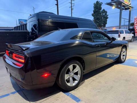 2020 Dodge Challenger SXT