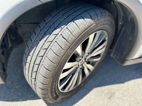 2019 Mitsubishi Outlander ES