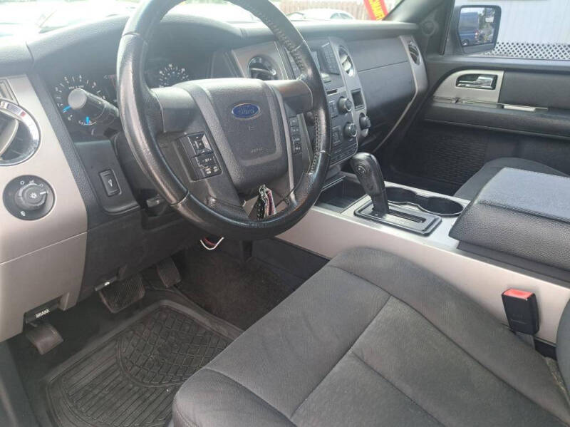 2016 Ford Expedition EL XLT