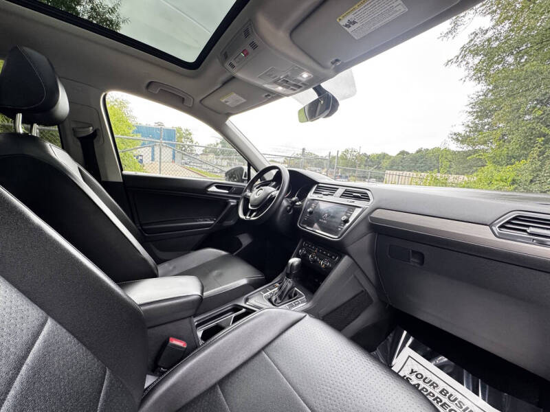 2021 Volkswagen Tiguan SE