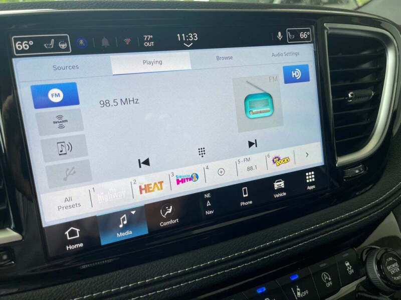 2025 Chrysler Pacifica Limited