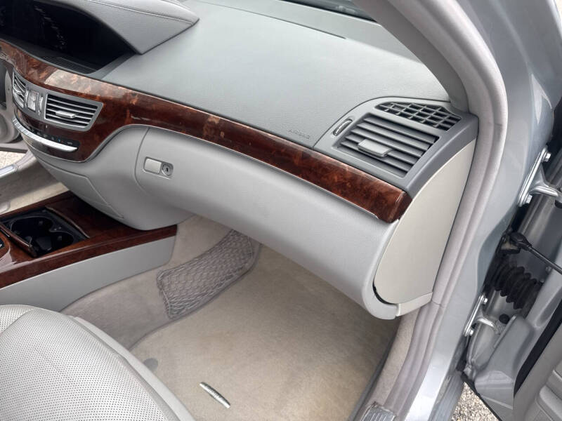 2010 Mercedes-Benz S-Class S 550