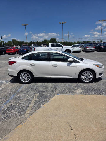 2017 Ford Focus Titanium