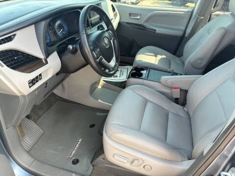 2017 Toyota Sienna Limited 7-Passenger