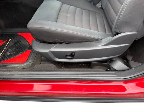 2010 Dodge Challenger SE