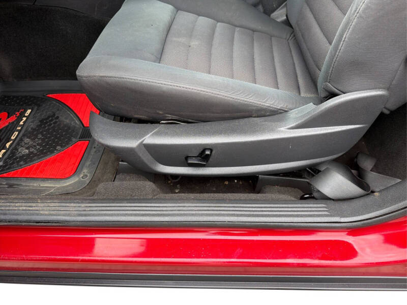 2010 Dodge Challenger SE