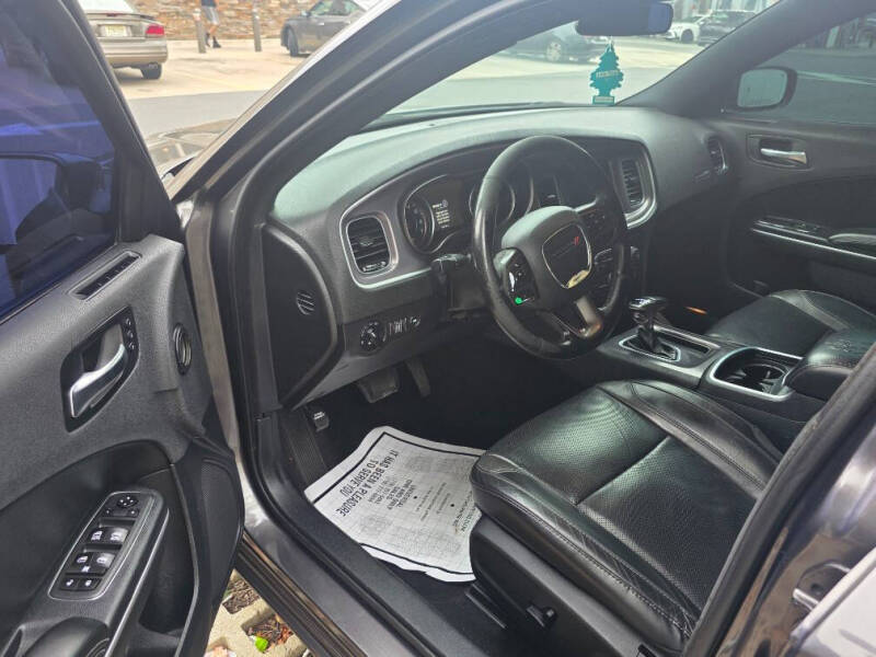 2019 Dodge Charger SXT