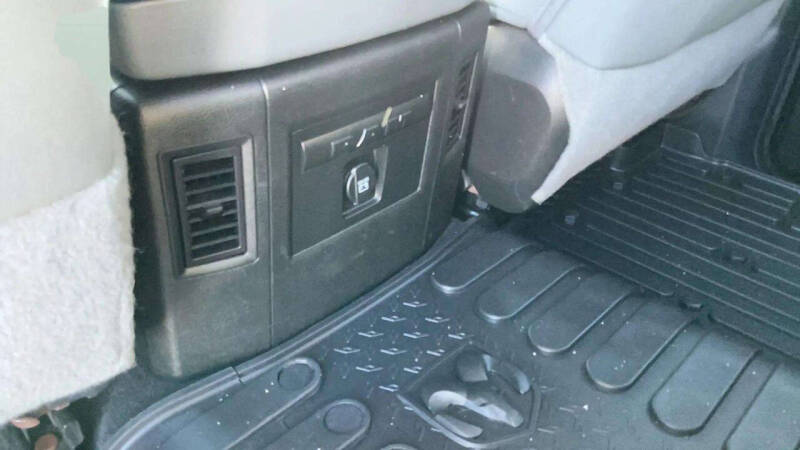 2019 RAM 1500 Classic SLT