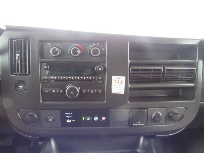 2017 Chevrolet Express LS 2500