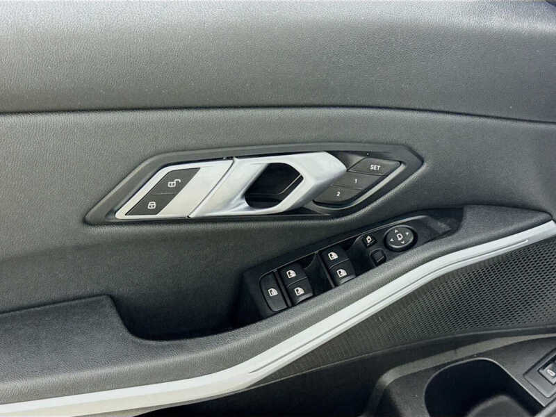 2020 BMW 3 Series 330i xDrive