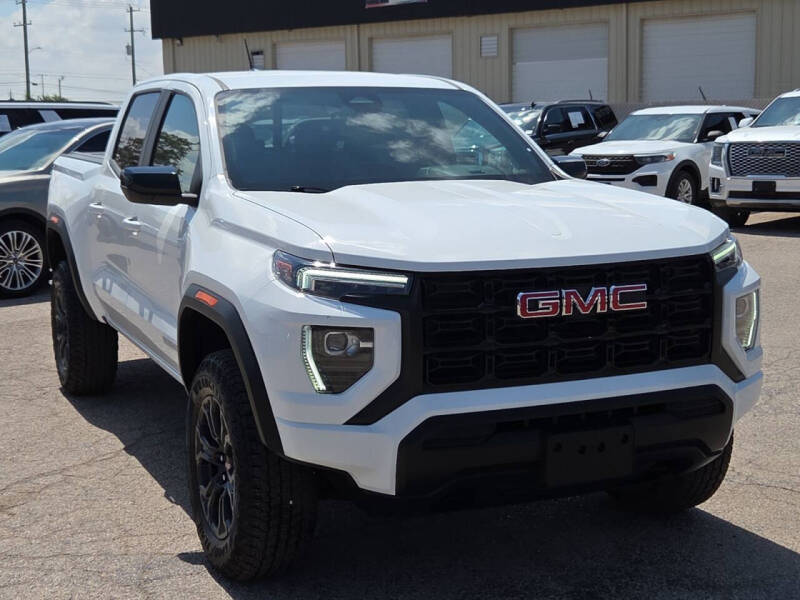 2025 GMC Canyon Elevation