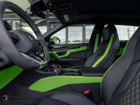 2025 Lamborghini Urus SE