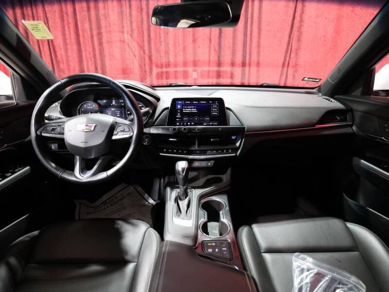 2021 Cadillac CT4 Luxury