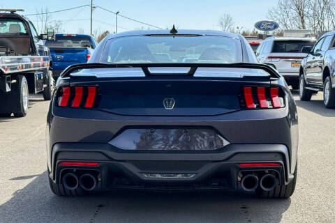 2025 Ford Mustang Dark Horse