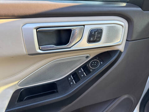 2020 Ford Explorer Platinum