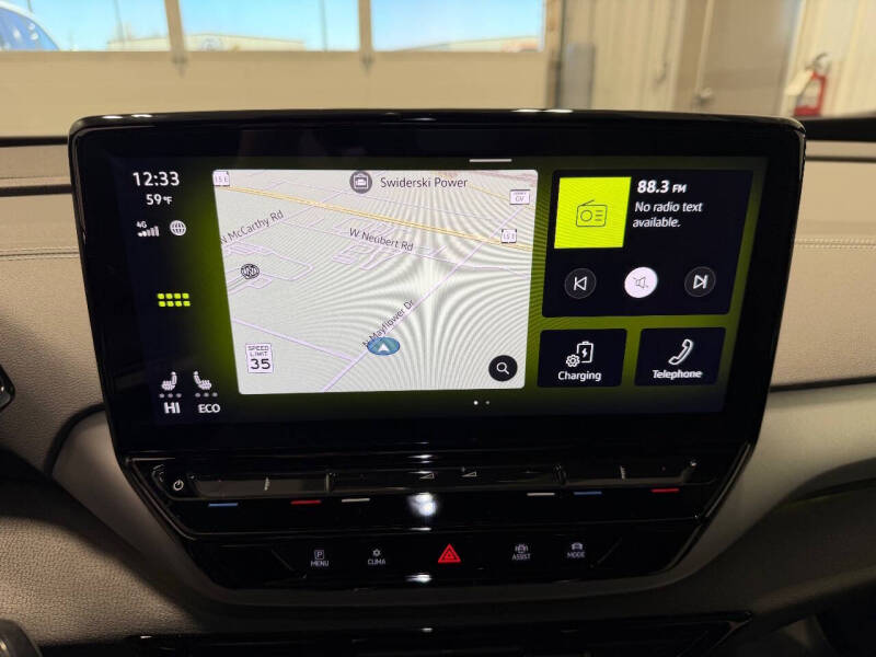 2023 Volkswagen ID.4 Pro